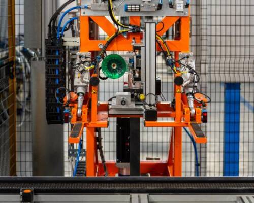 Movin load manipulator transferring the HVAC product between assembly stations along the production line